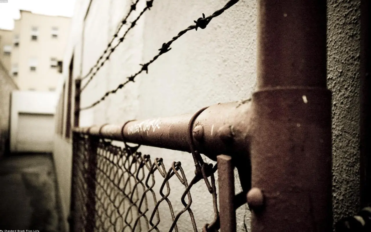 commercial security fencing near a Beaverton shopping center