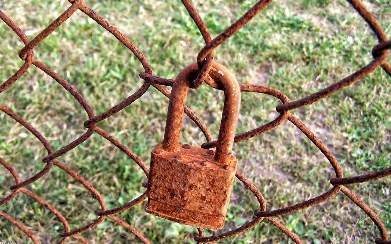 commercial security fencing and gate at a downtown Beaverton office